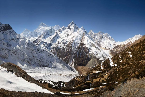 Manaslu Circuit Trek in October