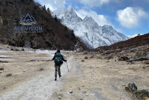 manaslu trek for beginners
