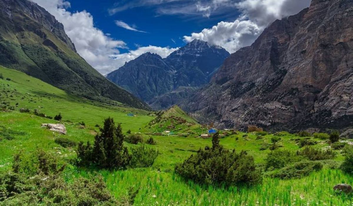 Nar Phu Valley trek beautiful view